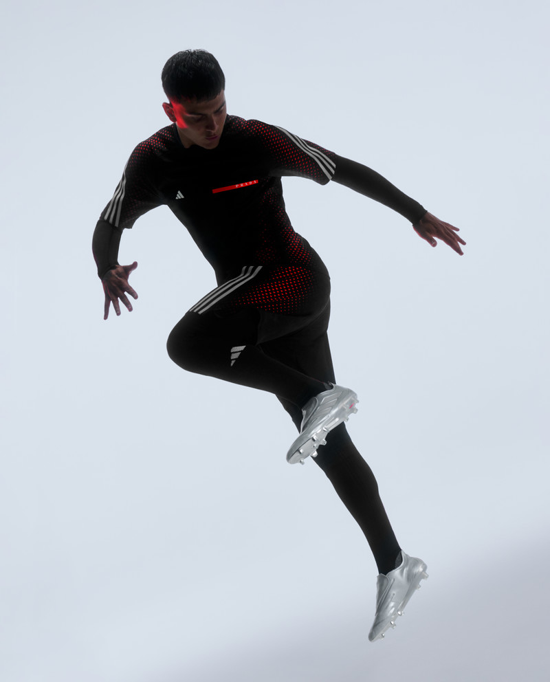 Lukas Korschan (Prada x Adidas) © Monsieur l’Agent