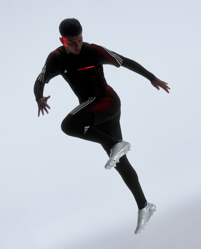 Lukas Korschan (Prada x Adidas) © Monsieur l’Agent